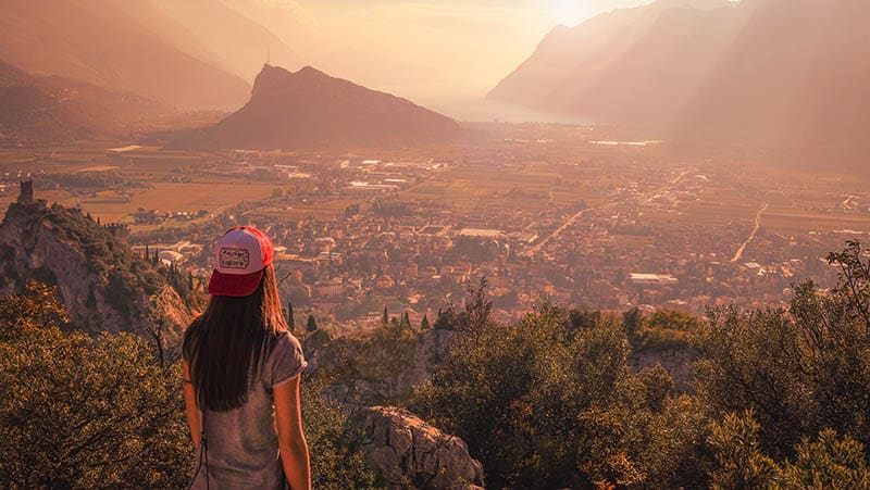 5 Proven Ways to Make Him Miss You Madly