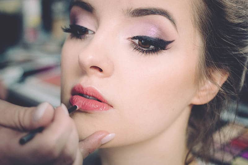 We Can Tell What Kind Of Girlfriend You Are Based On Your Makeup Routine