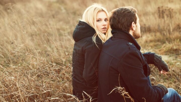 8 Reasons That Cause A Long-Term Relationship To End