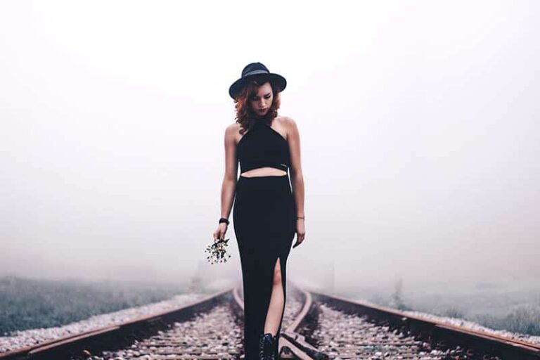 Be The Type Of Woman Who Knows When To Walk Away