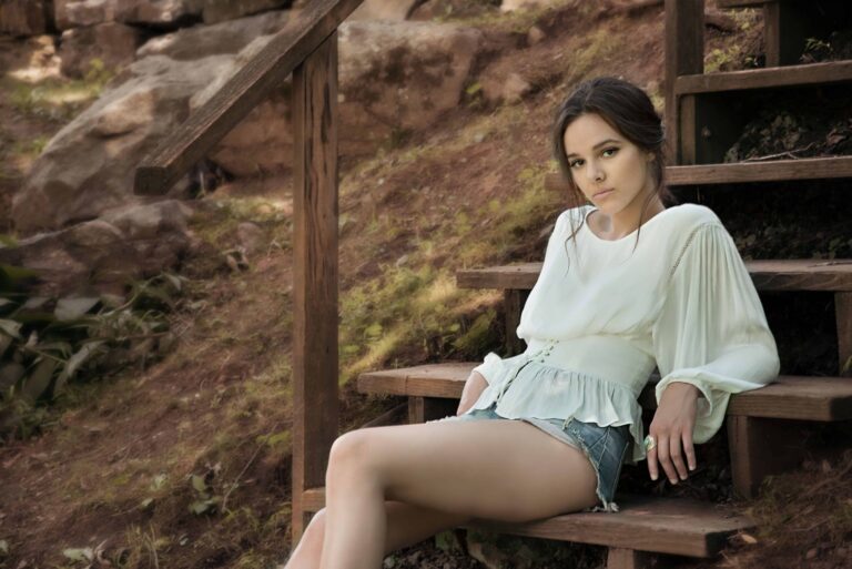 I’d Rather Stay Single Than Choose To Settle For Less Than I Deserve
