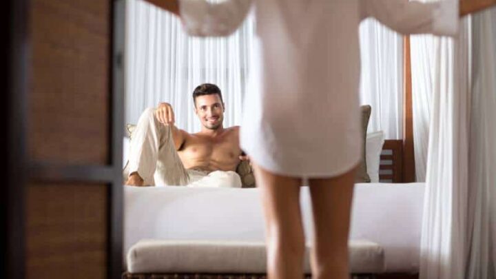 Men Reveal: 7 Mind-Blowing Tips To Fully Satisfy A Man In Bed