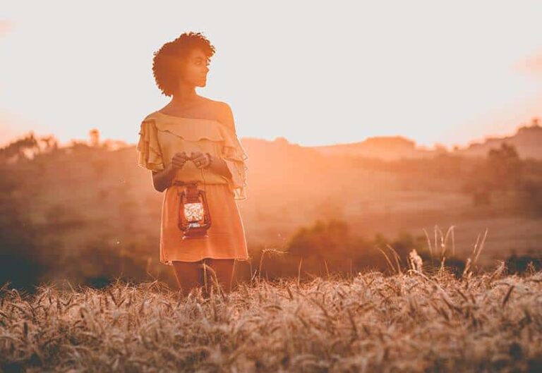 7 Reasons Why You’re Afraid Of Commitment (And What To Do About It)