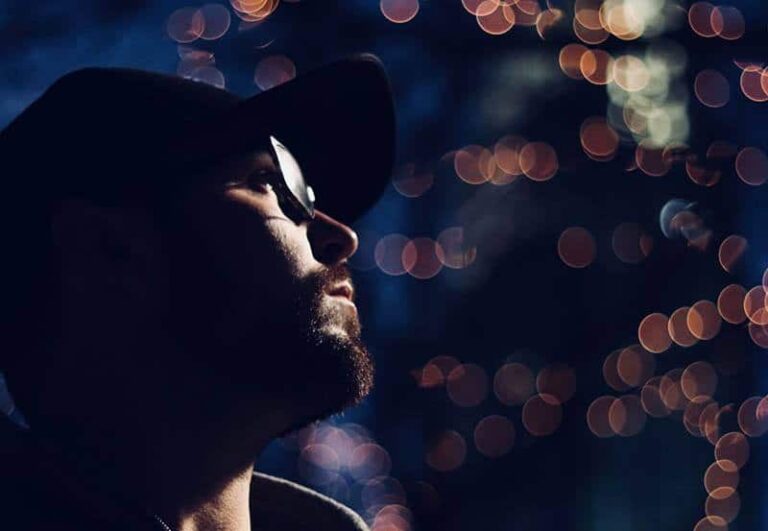 10 Irrational Fears All Men Have In Relationships