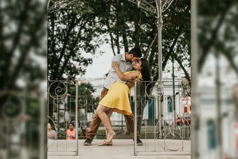 If He Does These 8 Things, He’s Worthy Of Your Love