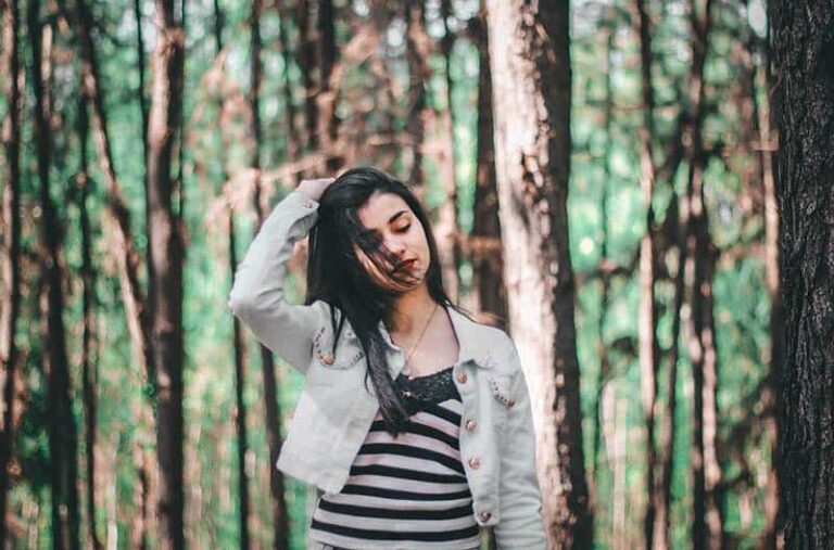 To Every Girl Who Thinks She Is Hard To Love