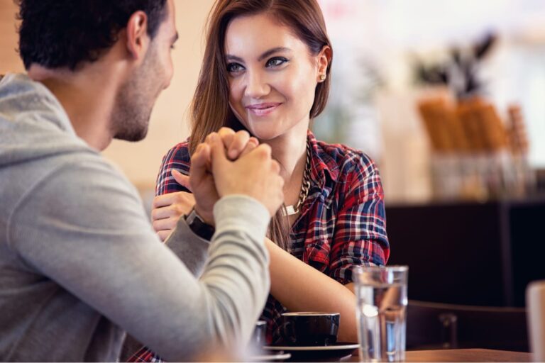100 citazioni romantiche di coppia che vi faranno sciogliere il cuore