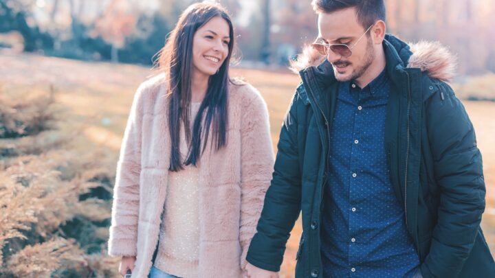 9 Easy-To- Miss Signs That A Shy Guy Likes You