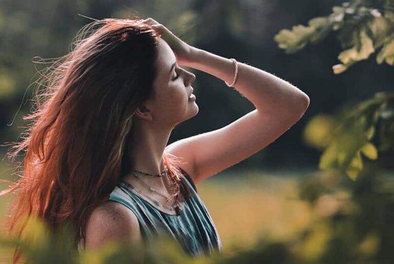 When You Find Yourself Hooked On That One Unattainable Man, Read This