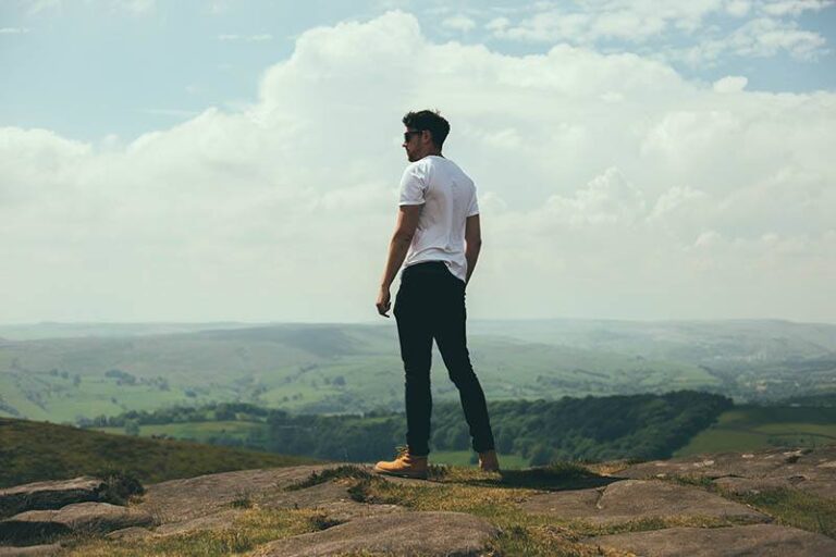If He Is A Keeper, He Will Never Make You Go Through These 7 Things