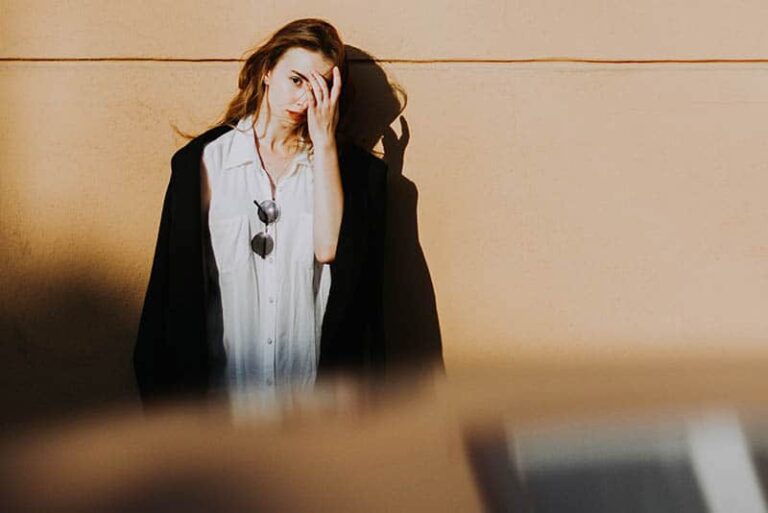 10 Ways How To Act When You Run Into Your Ex