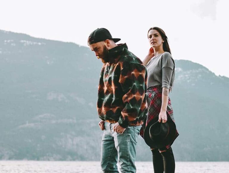 6 Signs You’re In A Band-Aid Relationship (And What To Do About It)