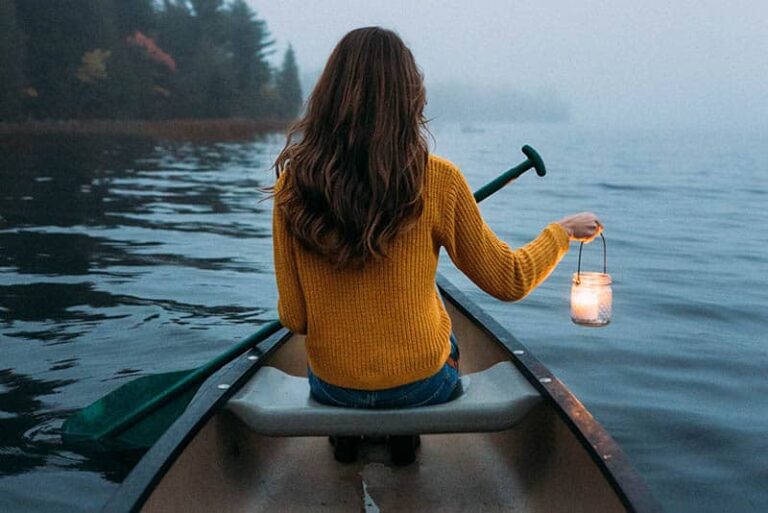 This Is How You Love A Girl Who’s Used To Being On Her Own