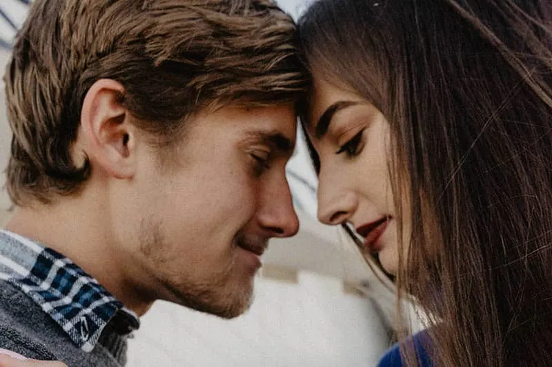 8 Things You Can Do To Make Your Man More Attached To You