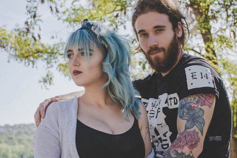 8 Things You Can Do To Make Your Man More Attached To You