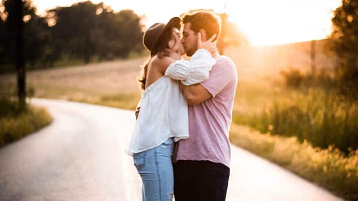 7 Little Big Things Only Your Forever Person Will Do