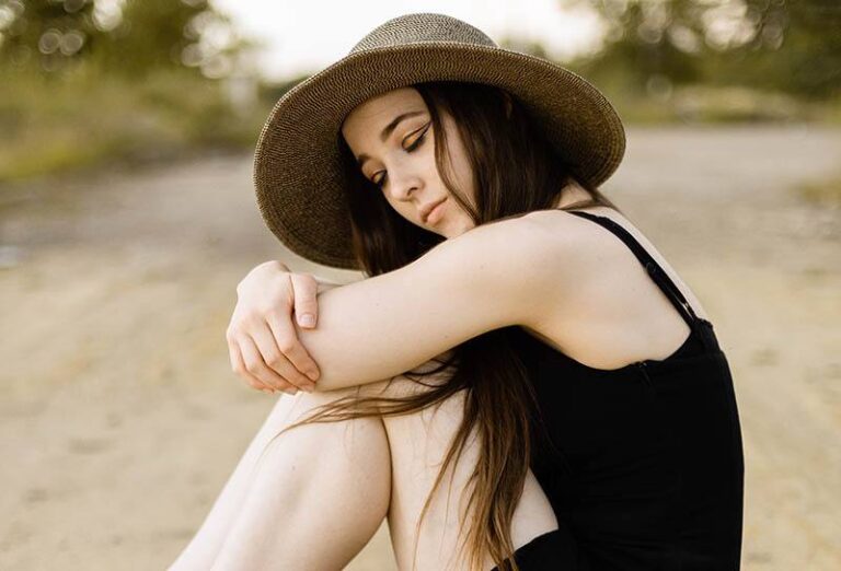 I Don’t Know Who I Am Anymore: 4 Reasons Why & What To Do