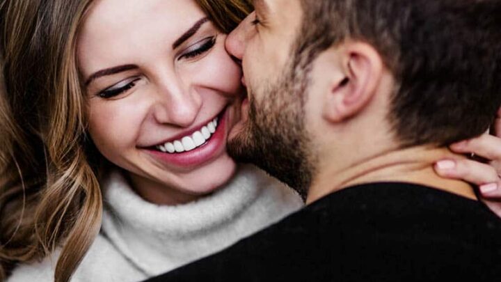 15 Undeniable Signs That You’re Truly In Love With Him