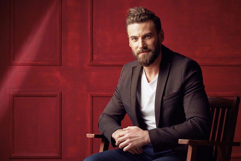 handsome man posing indoor