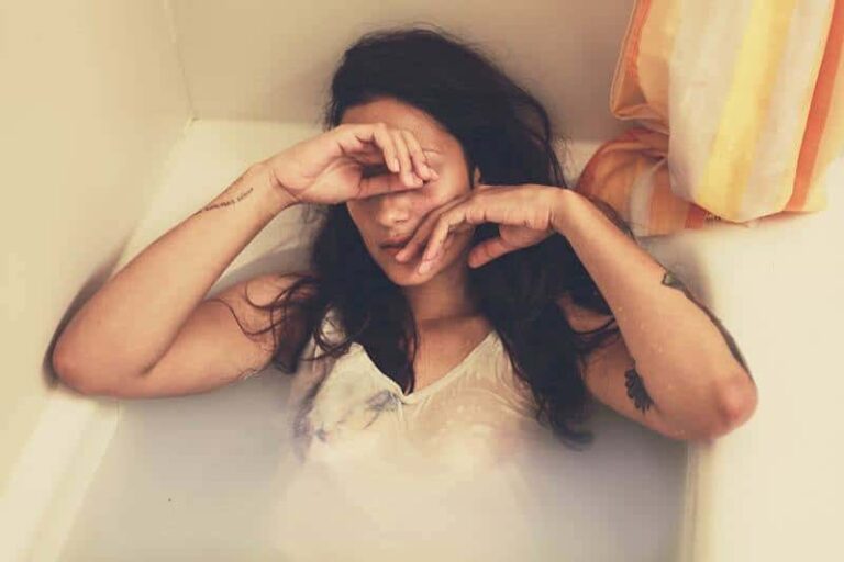 6 motivos de ruptura que toda chica está harta de oír (y lo que significan)