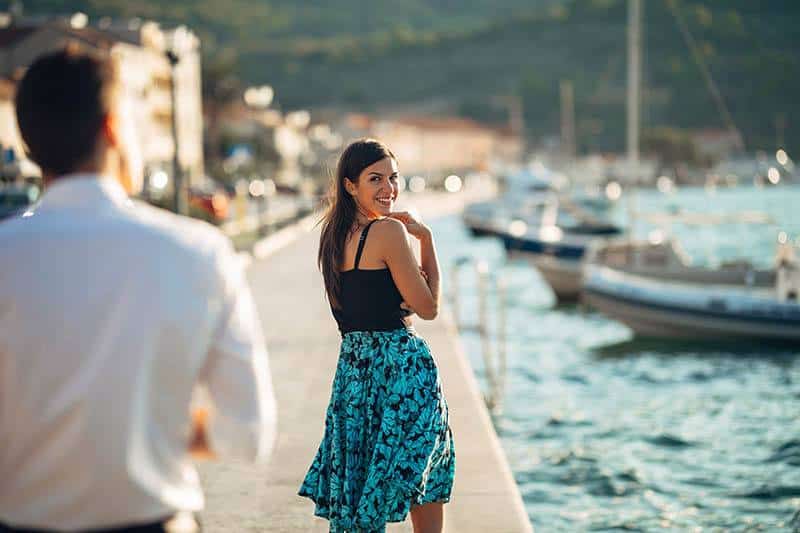 How To Get A Girl’s Number: 6 Tips That Work Like A Charm