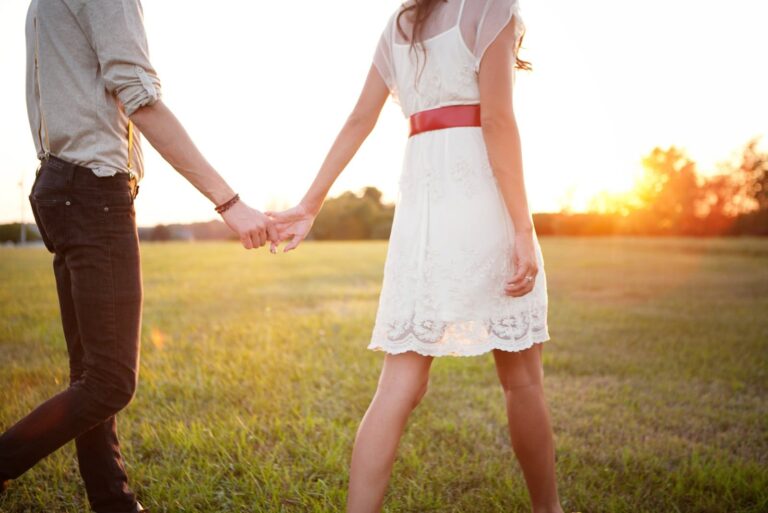 couple holding hands
