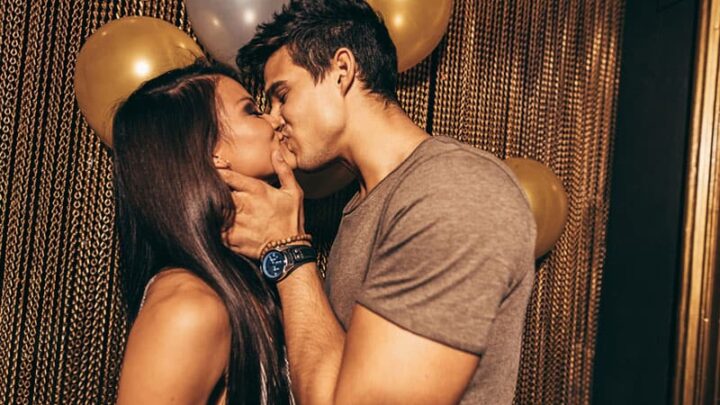 These 4 Signs Are The Best Kissers Of The Zodiac