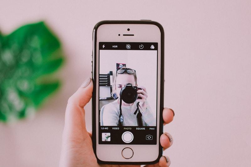 Instagram Captions: 800+ Most EPIC Quotes For Your Photos
