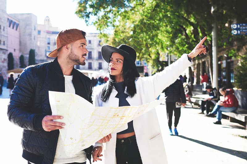 10 Subtle (But Solid) Ways To Hit On A Guy