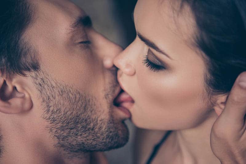 close-up photo of couple kissing