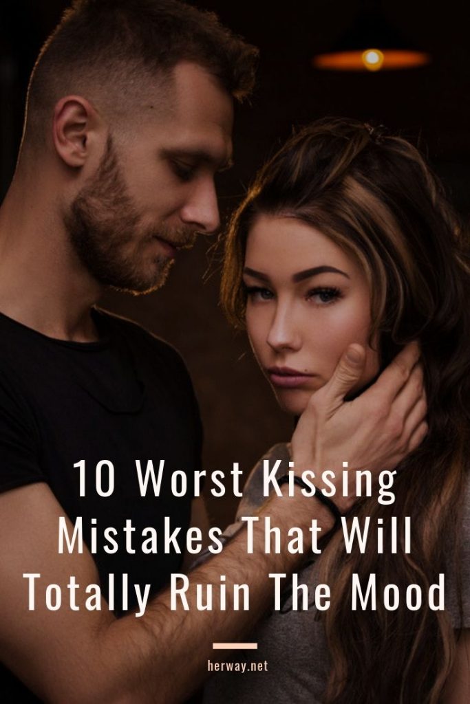 Los 10 peores errores al besar que arruinarán el momento