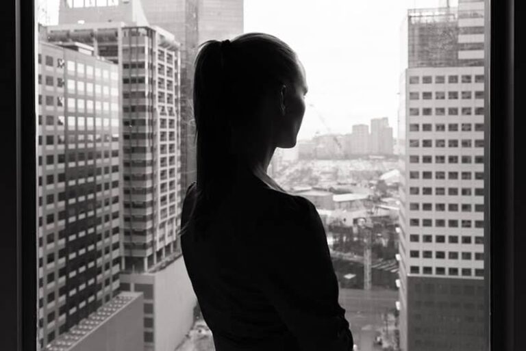 5 Ways You’re Hurting Yourself By Going Back To Your Toxic Ex