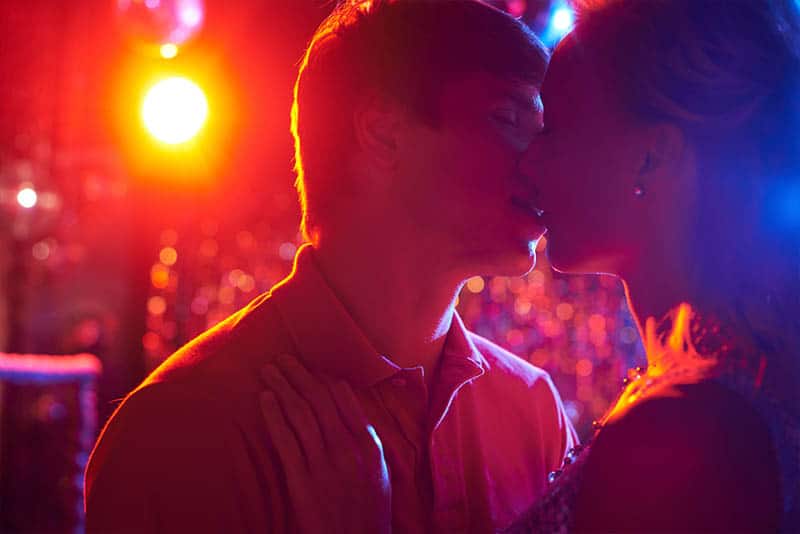 The 10 Worst Kissing Mistakes That Will Totally Ruin The Mood