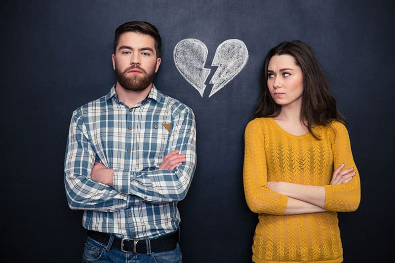 6 Clear Signs It's High Time You Ditch Your Ex For Good