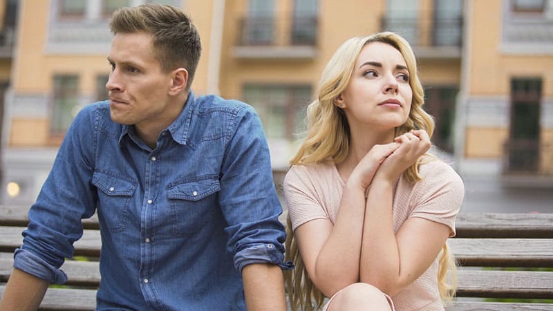 5 Scary Signs Your Boyfriend Is A Pathologically Envious Narcissist
