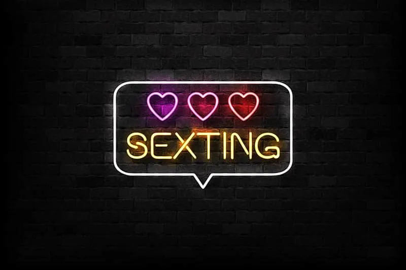 Sexy text messages to send to boyfriend