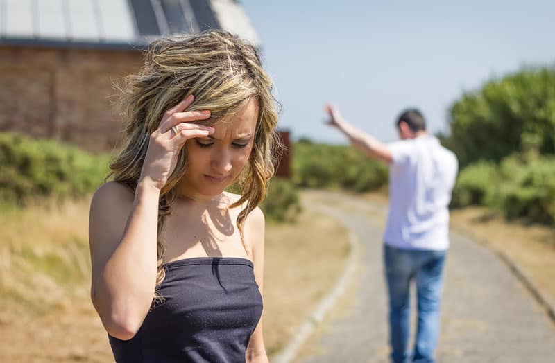 4 Destructive Break-Up Tactics Abusive Narcissists Use
