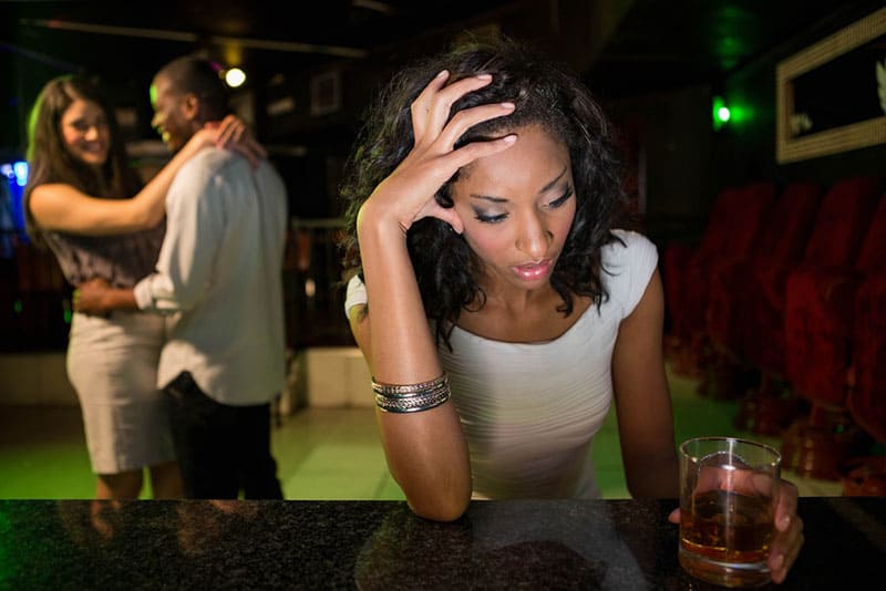 Being Single Is Better Than Dealing With These 10 Relationship Problems 