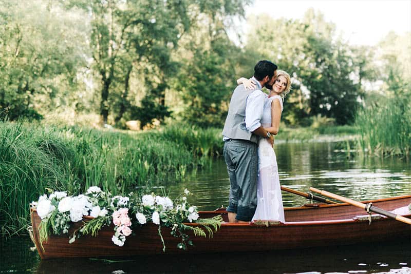 The Only Wedding Guide You'll Ever Need (According To The Zodiac)