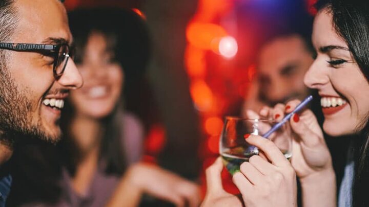 The Top 13 Fun, Sexy And Daring Drinking Games For Couples