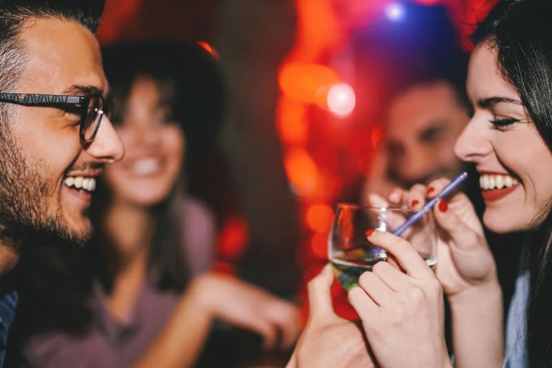 The Top 13 Fun, Sexy And Daring Drinking Games For Couples photo