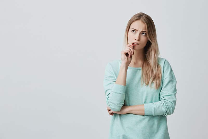 9 Signs The Love You Have Isn’t The Love You Actually Deserve