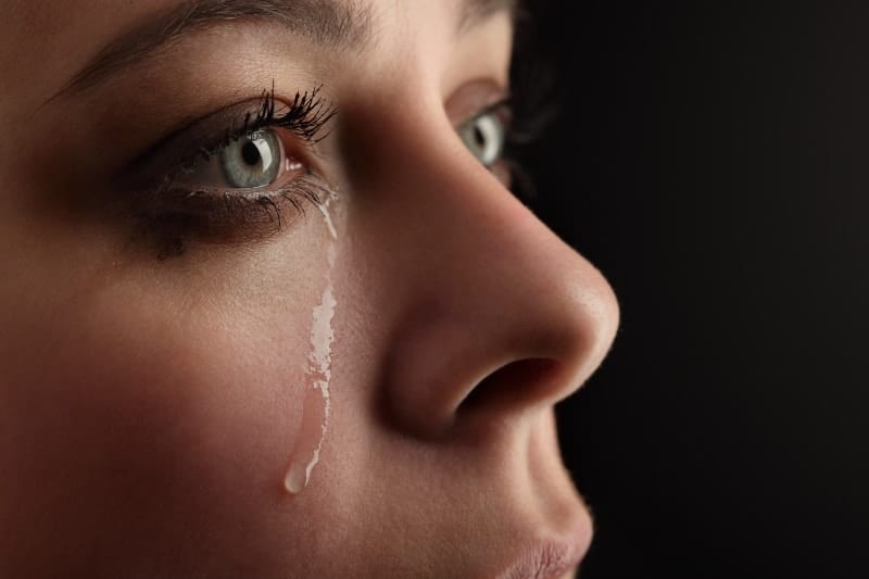 sad woman crying