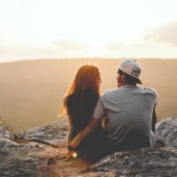 pareja en la cima