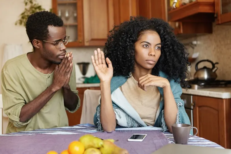 woman refuses her boyfriend