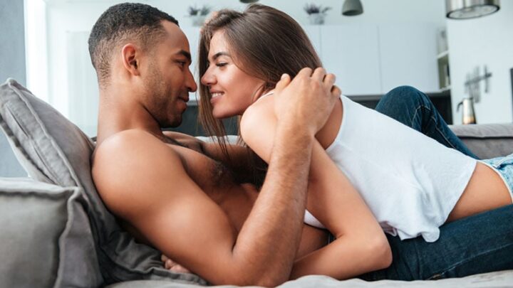 8 Traits Of A Girl Who Can Seduce Any Man