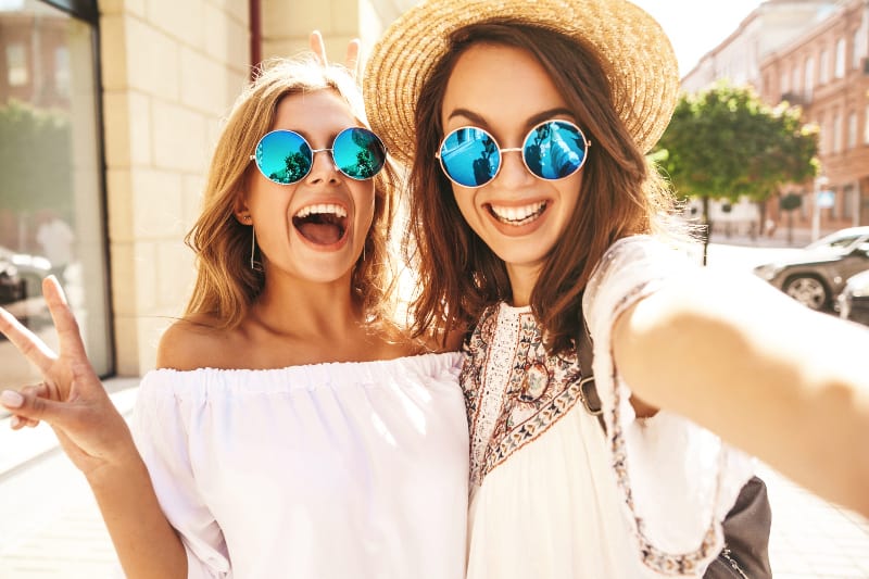 70+ Best Friend Paragraphs To Make Your Bff Crazy Happy