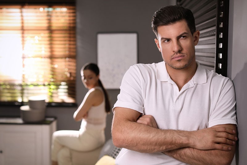 7 Signs Of A Controlling Husband And Everything You Need To Know