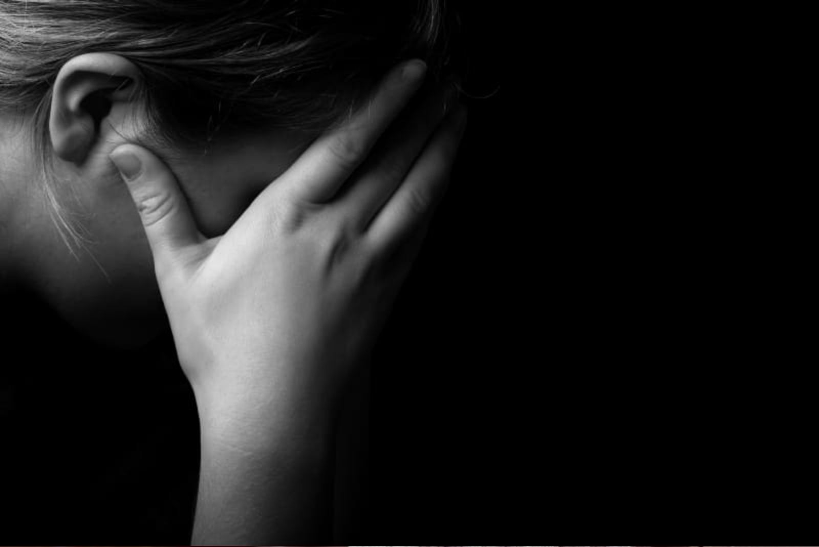 anxious woman crying - black white photo