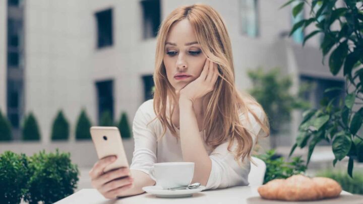 Why He Stopped Texting You Suddenly (And What To Do About It)